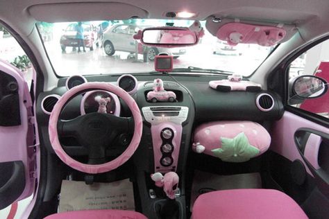 Hello Kitty Car Accessories, Kawaii Car, Hello Kitty Car, Girly Car Accessories, Chinese Car, Car Deco, Girly Car, Car Things, Car Goals