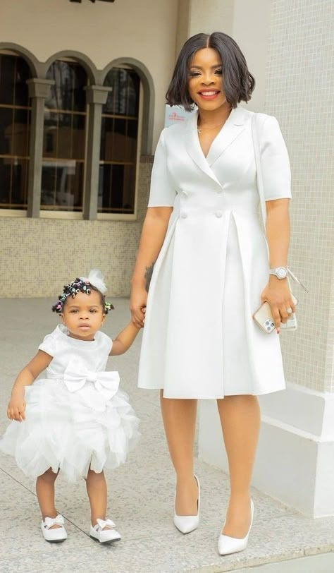 White Dress Styles For Church, Material Styles For Ladies, White Dress Outfits, Material Styles, Office Wears, White Dress Outfit, Dresses For Wedding Guests, African Attire Dresses, Corporate Dress