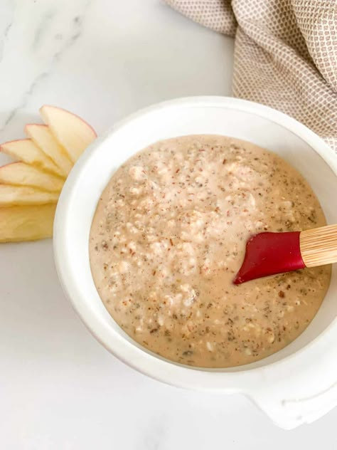 Apple Cinnamon Overnight Oats, Cinnamon Overnight Oats, Apple Overnight Oats, Mason Jar Breakfast, Homemade Baby Food Recipes, Easy Homemade Baby Food, Baby Food Chart, Food Chart, Sweet Potato Pancakes