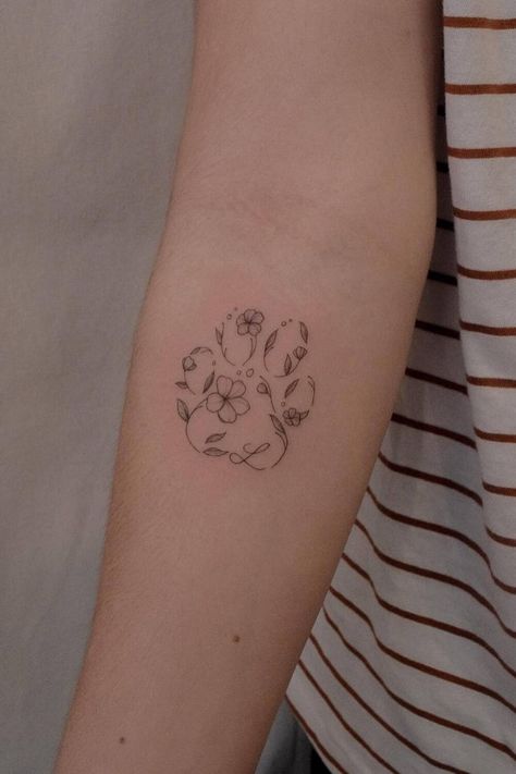 Dog Paw Print Tattoo Paw Tattoos For Women, Dog Paw Tattoos For Women, Dog Paw Print Tattoo Ideas, Dog Paw Tattoos, Paw Print Tattoo Ideas, Dog Paw Print Tattoo, Paw Tattoos, Women With Flowers, Tatoo Dog