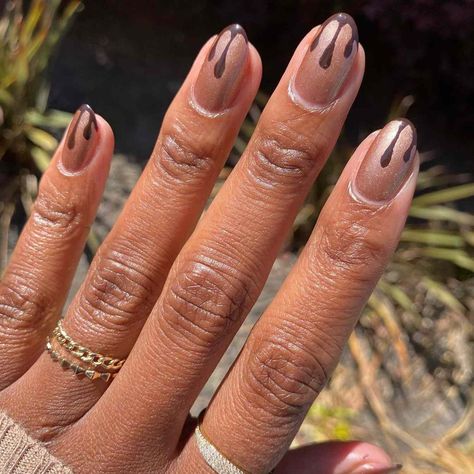 Brown Drip Nails, Nail Designs Brown, Nail Designs For Autumn, Brown French Tip, Brown Nail Designs, Do It Yourself Nails, Brown Chrome, Chrome Manicure, Brown Nail Art