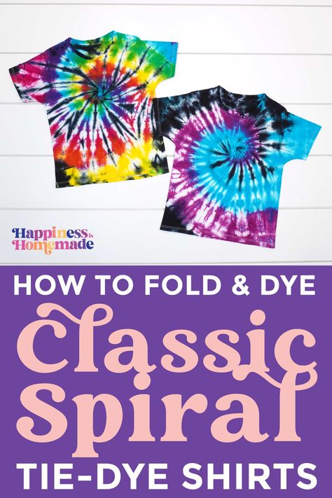 Evergreen Crafts, Tie Dye Patterns Spiral, Tie Dye Techniques Pattern, Tie Dye Steps, Easy Diy Tie Dye, Tie Dye Folding Techniques, Tye Dye Patterns, Diy Tie Dye Techniques, Tie Dye Patterns Diy