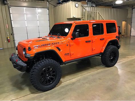 Punk’n metallic JL @fordgtstore #JLU #Jeep #Wrangler #Rubicon #JLwrangler #JeepJL Orange Jeep Wrangler, Jeep Wrangler Truck, Orange Jeep, Tattoos Celebrities, Badass Jeep, Red Jeep, Car Jeep, Cars Jeep, New Jeep