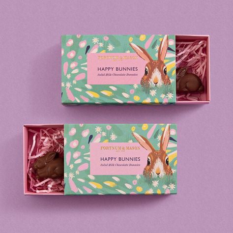 Extraordinary Chickens' Packaging Is What The Easter Bunny's Dreams Are Made Of | Dieline - Design, Branding & Packaging Inspiration Organic Packaging, Chocolate Logo, Painterly Style, 3d Elements, Fortnum Mason, Watermark Design, Chocolate Brands, Fortnum And Mason, Chocolate Bunny