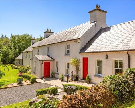 Irish Farmhouse Exterior, Irish Cottage Exterior, Irish Cottage Renovation, Farmhouse Bungalow, Irish Homes, Irish Farmhouse, Irish Cottages, Georgian Farmhouse, Barn Exterior