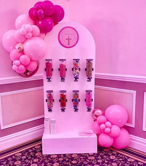 𝑺𝒊𝒑 𝒏 𝑪𝒆𝒍𝒆𝒃𝒓𝒂𝒕𝒆 | She’s a beauty 😍 Sip & Be Seated wall tonight @libertyhouserestaurant 🥂 . . . #sipandbeseated #cocktailhour #entrance #unforgettable… | Instagram Pink Champagne Wall, Candy Truck, Party Rentals Business, Coco Party, Candy Wall, Champagne Wall, Mobile Cart, Cart Ideas, Liberty House