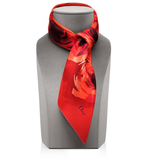 Dior, Silk Scarf Scarf Styling, Red Silk Scarf, Silk Scarf Style, Ways To Wear A Scarf, Tie Necklace, Diy Scarf, Scarf Fashion, Red Scarf, Red Scarves