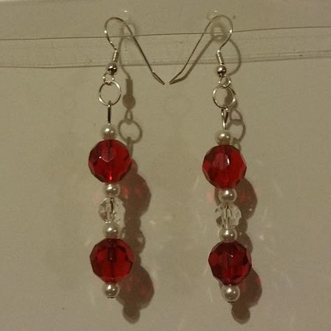 Ruby Red and Clear AB Bead with White Pearl by landofFayelon Red And White Beaded Earrings, Red Pearl Earrings, Beaded Earing Designs, Homemade Jewelry Ideas Diy, Red Beaded Jewelry, Red Earrings Aesthetic, Bead Earrings Ideas, Diy Earrings Aesthetic, Red Bead Earrings