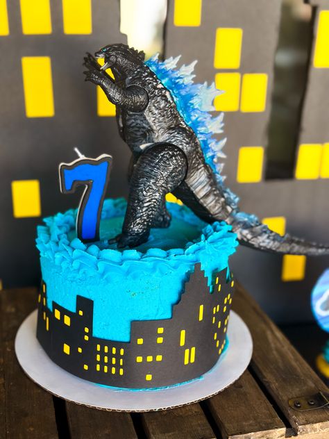 Kaiju Birthday Party, Diy Godzilla Cake, Godzilla Cakes For Boys, Godzilla Birthday Cake Ideas, Godzilla Birthday Party Cake, Godzilla Cake Ideas, Simple Two Tier Cake, Godzilla Party Ideas, Godzilla Birthday Cake