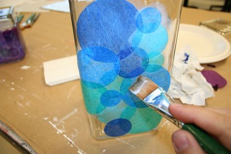 Create a faux stained glass look with Mod Podge tissue paper on glass. This is one of the easiest decoupage projects you'll ever do. Modge Podge Glass, Mod Podge Glass, Tissue Paper Art, Tissue Paper Crafts, Mod Podge Crafts, Decoupage Glass, Decoupage Tissue Paper, Messy Art, Paper Vase