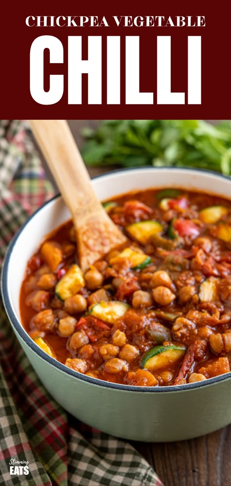 Chickpea Chili Recipes, Slimmingworld Vegetarian Recipes, Chic Pea Recipe, Vegetarian Chilli Recipes, Vegetable Chilli Recipe, Chickpea Chilli, Vegetarian Chilli Con Carne, Vegan Chilli Con Carne, Vegetable Chilli