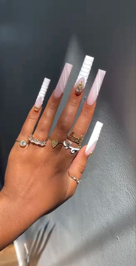 Birthday Nail Sets Long, Extra Long Nails With Charms, Long Square Acrylic Nails Designs, Long Acrylic Nail Designs, Colored Acrylic Nails, Nails Design With Rhinestones, Her Nails, Exotic Nails, Long Acrylic Nails Coffin