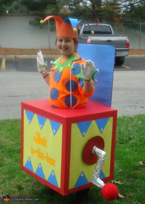 Jack-in-the-Box - Halloween Costume Contest via @costume_works Boxing Halloween Costume, Christmas Parade Floats, Carnaval Costume, Box Costumes, Halloween Coustumes, Costume Works, Halloween Parade, Homemade Halloween Costumes, Christmas Program