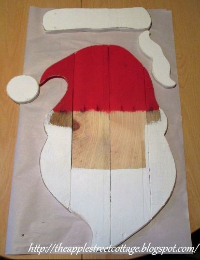 I am loving my pallet wood and things you can make with it. I wanted a Santa so I started searching on Pinterest for ideas. After looking at several options, I created a pattern (using the various ideas) to create my own original design. I wanted the main piece to be 4 boards wide and I wanted to fit 2 of them on the full-length of the board. Does that make sense? Since my pallet wood is about 40" long, I made each Santa 19" in height. Here are the pattern pieces I drew on newsprint:… Pallet Santa, Santa Diy, Rustic Jewelry Organizer, Wood Santa, Homemade Chalk, Pallet Christmas, Pallet Project, Funky Junk Interiors, Blue Crafts