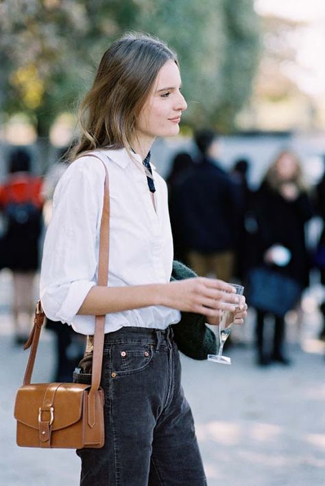 Paris Fashion Week SS 2016....Tilda (Vanessa Jackman) Tilda Lindstam, Vanessa Jackman, French Girl Style, Pants Outfits, Street Style Chic, Street Style Inspiration, Closet Fashion, Casual Chic Style, Nice Things