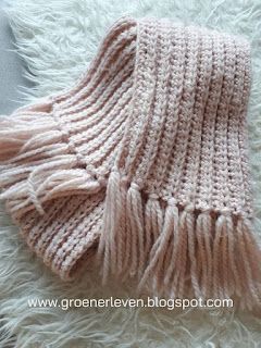 Beginner Haken, Crochet Wrap, Crochet For Kids, Crochet Shawl, Diy Fashion, Crochet Scarf, Needlework, Knitted Scarf, Shawl