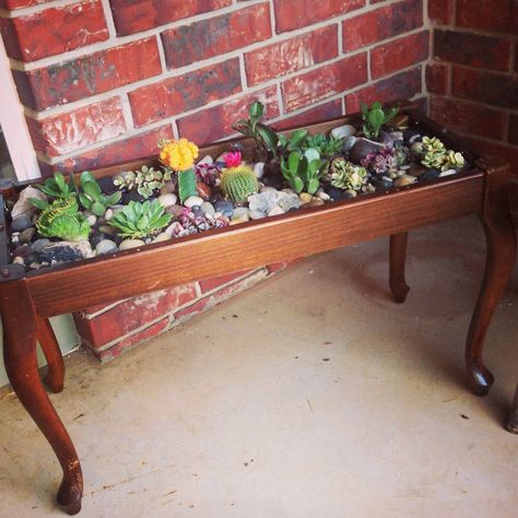 Piano Bench Garden Piano Bench Repurpose, Piano Bench Makeover, Bench Upcycle, Hanging Bench, Piano Upcycle, One Mans Trash, Piano Repurpose, Repurposed Piano, Piano Table