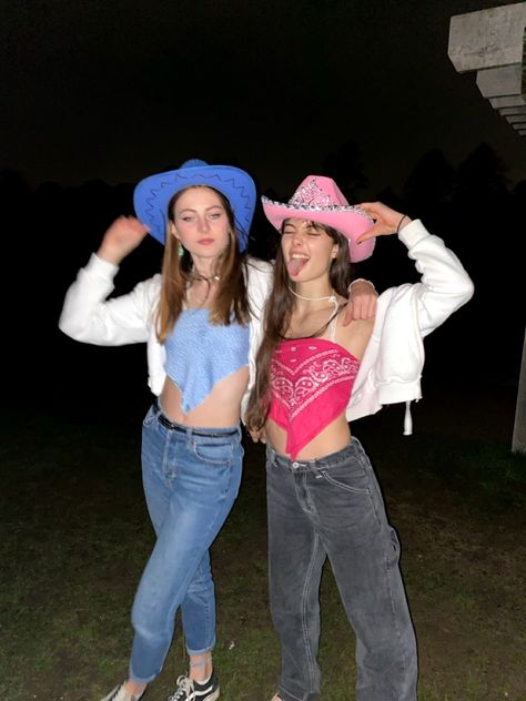 Wild West Party Theme Outfit, Festival Outfit Cowboy Hat, Mexican Cowgirl Outfits Party, Cowboy Spirit Week Outfit, Cowgirl Outfits Halloween Costumes, Wild West Party Outfit, Costume Cowgirl, Wild West Costumes, Cowgirl Halloween Costume