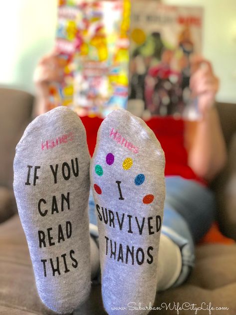 Marvel Diy Crafts, Marvel Movie Night, Cricut Socks, Marvel Socks, Marvel Crafts, Avengers Crafts, Disney Projects, Marvel Bedroom, Marvel Merch