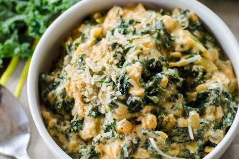 Creamed Kale Recipes, Thanksgiving Spinach, Spinach Creamed, Cream Kale, Creamy Mashed Cauliflower, Baked Mashed Potatoes, Creamed Kale, Cooking Thanksgiving Dinner, Kale Recipe