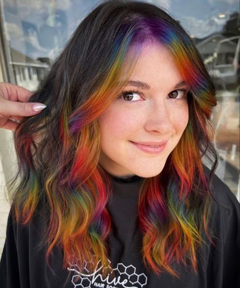 Moody Rainbow, Hidden Rainbow Hair, Rave Hair, Hair Streaks, Halo Hair, Haircut And Color, Rainbow Hair, Cool Hair Color, Hair Designs