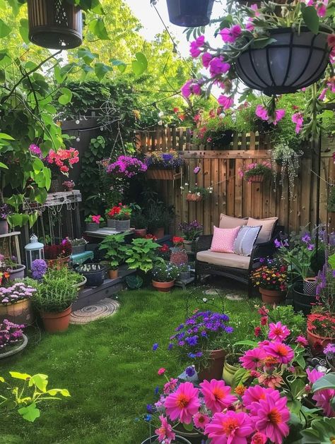 Casa Vintage, Room Deco, Garden Yard Ideas, Backyard Garden Design, Dream Backyard, Backyard Patio Designs, Diy Backyard, Lawn And Garden, Front Garden