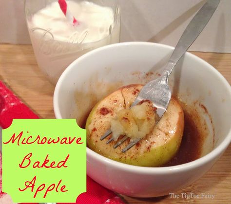 Microwaved Baked Apples Microwave Baked Apples, Microwave Apple, Microwave Apples, Easy Baked Apples, Baked Apple Dessert, Baked Apple Recipes, Microwave Baking, Baking Easy, Super Easy Desserts