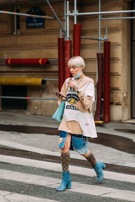 American Street Fashion, Hugging Clothes, American Street Style, Paris Fashion Week Street Style, Vogue Australia, Street Style Trends, The Best Street Style, Street Style Summer, Best Street Style