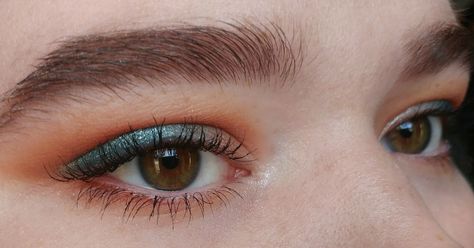 Wearable Blue Eyeshadow, Beautiful Eyes Color, School Dropout, Favorite Makeup, Dope Makeup, Blue Eyeshadow, Eye Makeup Art, Beauty School, Eyes Makeup