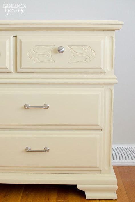 Cabinet painted with Chalk Paint® by Annie Sloan in Cream, a soft creamy yellow. Cream Painted Furniture, Cream Color Furniture, Cream Dresser, Old Furniture Makeover, Ikea Bedroom Furniture, Cream Bedroom Furniture, Annie Sloan Furniture, Watermelon Pickles, Cream Furniture