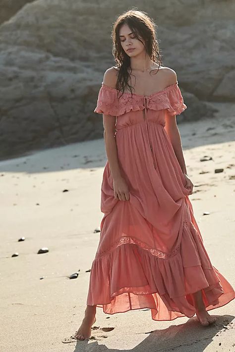 Moonlight Ocean, Chique Outfit, Free People Maxi, Photo Outfit, Endless Summer, Free People Dresses, Floral Maxi, Free People Dress, Floral Maxi Dress