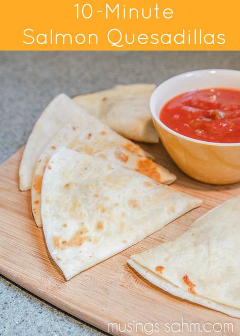 Salmon Quesadilla, Superbowl Party Appetizers, Cooking Pork Roast, Quesadilla Recipe, Quesadilla Recipes, Food For A Crowd, Family Favorite Meals, Stay At Home Mom, Quesadillas