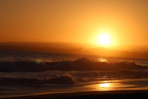 Sea Sunset Aesthetic, Architecture Europe, Ocean Aesthetic, Orange Sunset, Orange Aesthetic, Cinema Movies, Summer Feeling, Summer Dream, B L