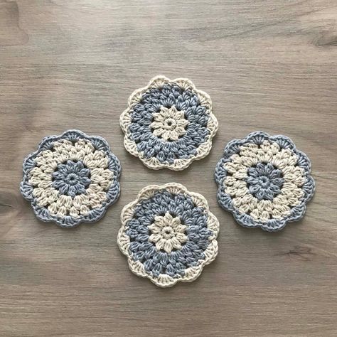 Crochet Cup Coaster, Crochet Coasters Free Pattern, Crochet Coaster, Crochet Coaster Pattern, Crochet Fashion Patterns, Crochet Square Patterns, Cup Coaster, Fun Crochet Projects, Diy Crochet Projects