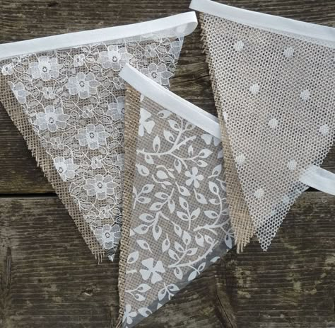 Wedding Bunting Ideas, Hessian Bunting, Lace Bunting, Bunting Ideas, Bunting Wedding, Wedding Shabby Chic, Decoration Vitrine, Deco Champetre, Wedding Bunting