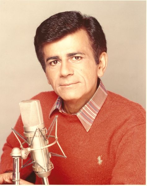 Casey Kasem, (1932-2014), Legendary DJ and the Singular Voice of 'American Top 40' Casey Kasem Top 40, Casey Kasem, American Bandstand, Fashion 80s, Radio Personality, Disc Jockey, Top 40, Music Fashion, Tv Stars