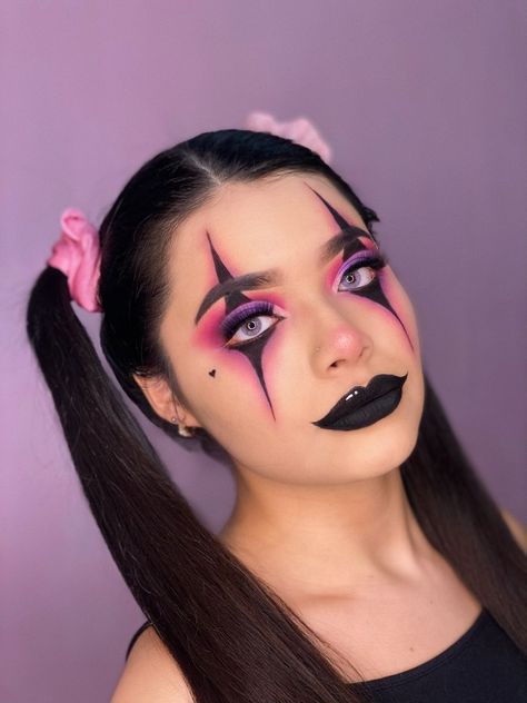 Glam Clown Makeup Halloween, Clown Glam Makeup, Pink And Blue Clown Makeup, Clown Makeup Purple, Pink And Black Clown Makeup, Girls Clown Makeup, Clown Eyeshadow, Womens Clown Makeup, Jester Makeup Female