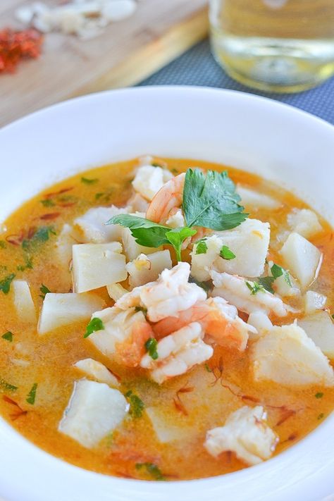 Catalan Style Fish Soup - Salu Salo Recipes Seafood Stew, Fish Soup, Seafood Soup, How To Cook Fish, Soup And Stew, The Soup, Fish Dishes, Gumbo, Delicious Soup