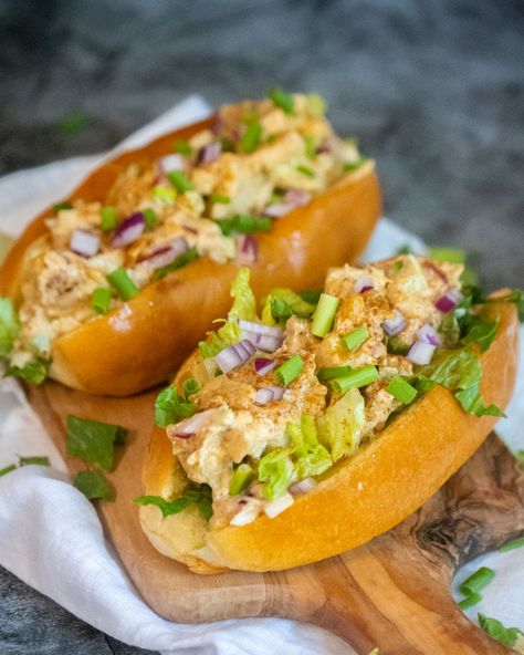 Vegan Lobster Roll, Vegan Lobster, Vegan Ceviche, Lobster Roll Recipe, Vegan Fish And Chips, Edgy Veg, Lobster Roll Recipes, Vegan Seafood, Seafood Dish Recipes