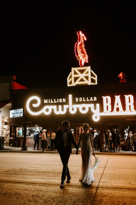 Million Dollar Cowboy Bar Wedding, Cowboy Bar Jackson Hole, Jackson Hole Wedding Fall, Jackson Hole Wedding Summer, Wyoming Elopement Jackson Hole, Jackson Hole Wyoming Wedding, Bar Wedding Photos, Million Dollar Cowboy Bar, Wild West Wedding