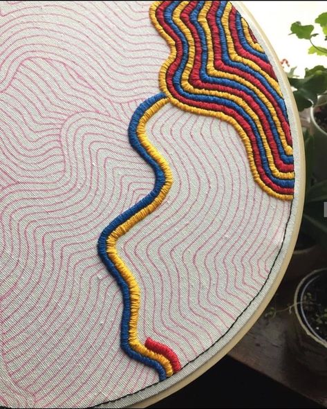 Yarn Painting, Simple Hand Embroidery Patterns, Embroidery Lessons, Abstract Embroidery, Slow And Steady, Embroidery Wall Art, Stitches Embroidery, Contemporary Embroidery, Diy Embroidery Patterns