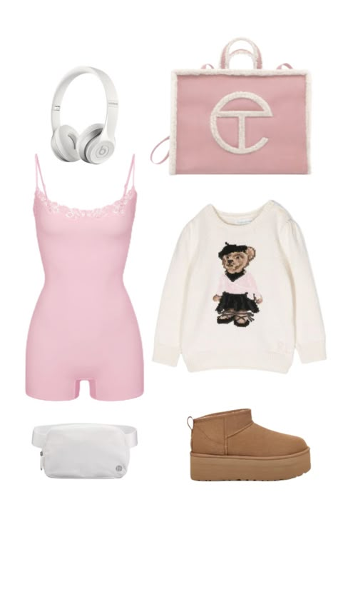 #myfirstshuffle #airportfits #airpotfitspo #skims #pinkaesthetic #balletcore #uggs #coquette #telfar #pink #outfitinspo Uggs Coquette, Gym Ootd, Lulu Outfits, Pilates Outfit, Gymwear Outfits, Western Outfits Men, Gym Crush, Cute Gym Outfits, Gym Outfits