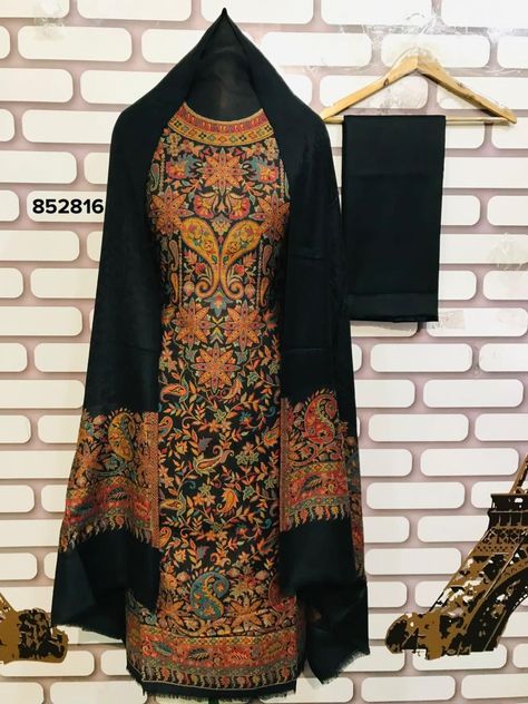 Kashmiri Kani Suits, Kurti Ideas, Border Patterns, Kashmiri Embroidery, Embroidery Fashion Detail, Sari Design, Design Saree, Fabric Print Design, Kashmiri Shawls