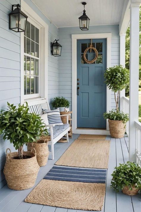 Front Porch Decor Blue Door, Beach House Entrance Front Porches, Charming Front Porch, Nantucket Front Porch, Mini Porch Ideas, Shaded Front Porch Ideas, Fromt Door Ideas, Front Porch Coastal, Lake House Front Porch