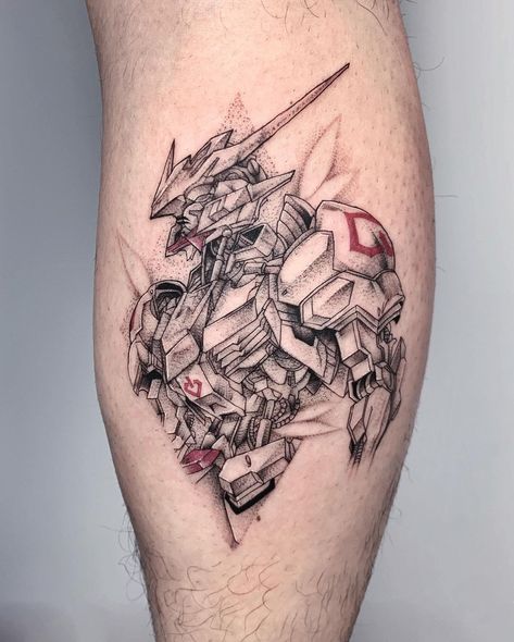 (⁎⁍̴̀﹃ ⁍̴́⁎)🦋 on Instagram: “Gundam Barbatos - Did my first mech tattoo waow! Thanks for the trust fishing buddy 🐟 ⚜️Time: 5.25hrs . . . #tattooapprentice…” Mech Tattoo, Gundam Tattoo, Wing Tattoo Ideas, Digimon Tattoo, Bleach Tattoo, Blood Tattoo, Simple Cross Tattoo, Pikachu Tattoo, Her Tattoo