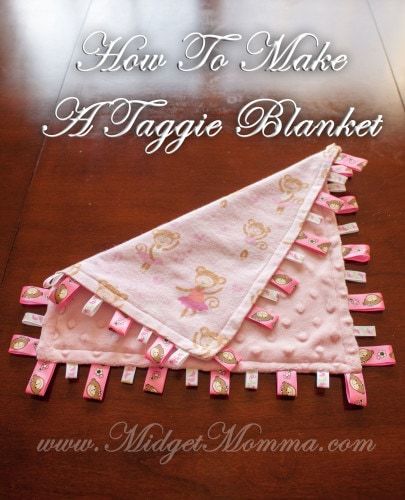 Taggie Blanket, Diy Baby Blanket, Blanket Tutorial, Easy Baby Blanket, Diy Baby Gifts, Trendy Sewing, Baby Sewing Projects, Baby Projects, Homemade Baby