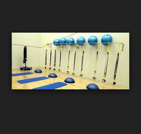 Trx option Small Fitness Studio, Fitness Studio Design Ideas, Studio Design Ideas, Trx Band, Basement Gym Ideas, Gym Design Interior, Basement Gym, Gym Interior, Clinic Interior Design