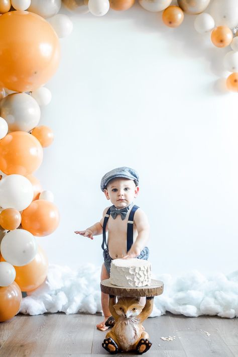 Light denim sitter set - baby boy photo prop - baby clothes - vintage style - Mini Photoshoot, Cake Smash Outfit Boy, Cap Cake, Baby Kleidung, Smash Cake Boy, Baby Boy Cakes, Baby Boy Photos, Cake Smash Outfit, Happy 1st Birthdays