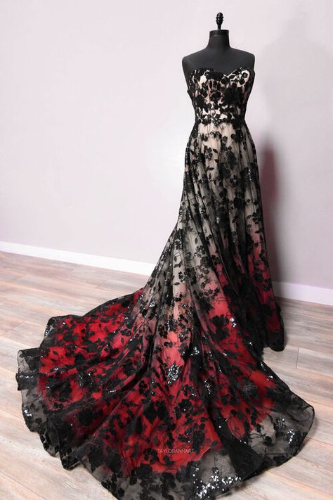 Black Red Ombre Wedding Dress, Black Red Wedding Dress, Black Wedding Dresses Lace, Black And Red Wedding Ideas, Red And Black Clothes, Red And Black Wedding Dress, Dark Red Wedding Dress, Halloween Wedding Dress, Canvas Bridal