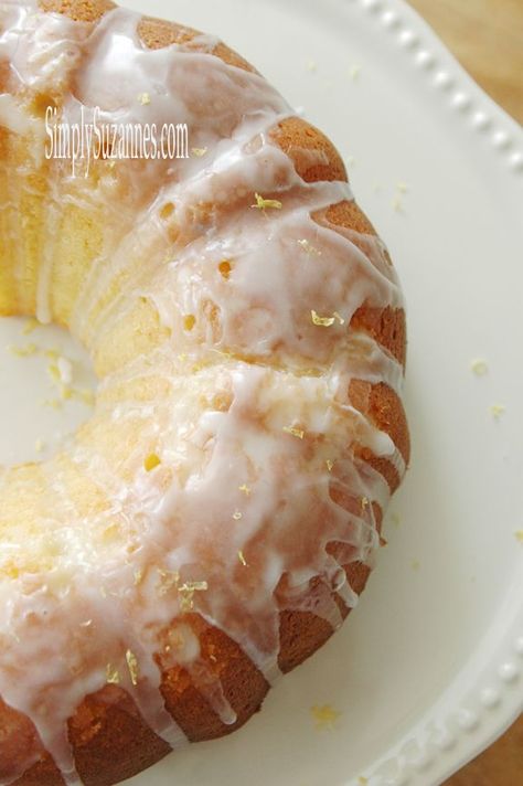 Simply Suzanne's AT HOME: the best lemon bundt cake! Best Lemon Bundt Cake, Pineapple Pound Cake, Lemon Bundt Cake Recipe, Cake Preparation, Lemon Bundt Cake, Lemon Dessert Recipes, Plain Jane, Lemon Pound Cake, Bundt Cakes Recipes